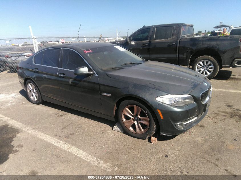 2013 BMW 5 SERIES 528I - WBAXG5C52DDY35852