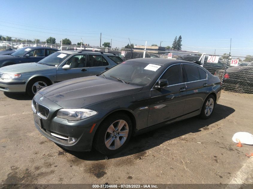 2013 BMW 5 SERIES 528I - WBAXG5C52DDY35852