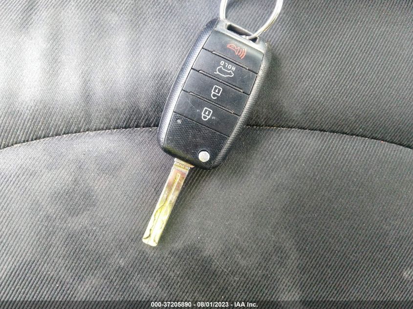 2015 KIA SOUL + - KNDJP3A53F7789806