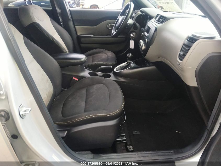 2015 KIA SOUL + - KNDJP3A53F7789806