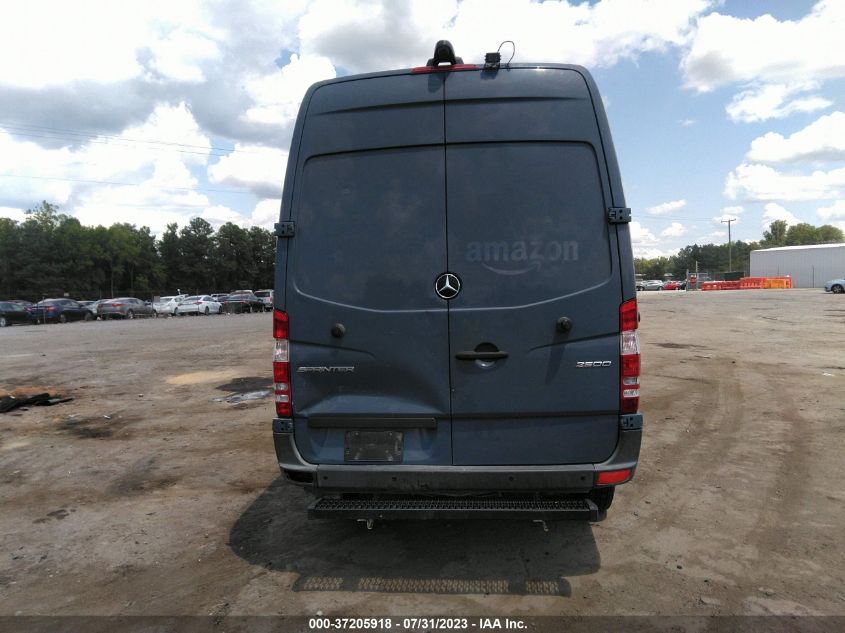 2018 MERCEDES-BENZ SPRINTER CARGO VAN WD3PE7CD7JP636635