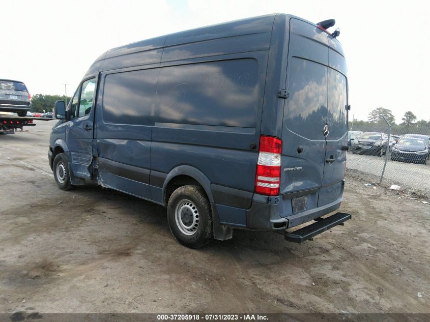 2018 MERCEDES-BENZ SPRINTER CARGO VAN WD3PE7CD7JP636635