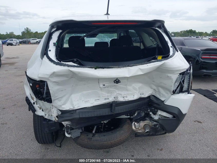 VIN 5XYRG4LC8NG092525 2022 KIA SORENTO LX