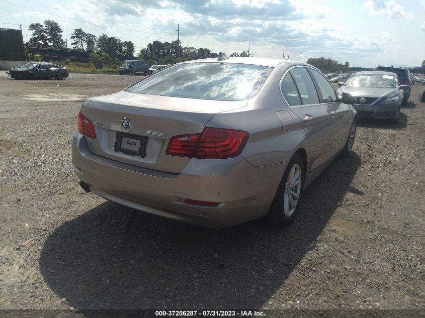 2014 BMW 5 SERIES 528I XDRIVE - WBA5A7C55ED619273