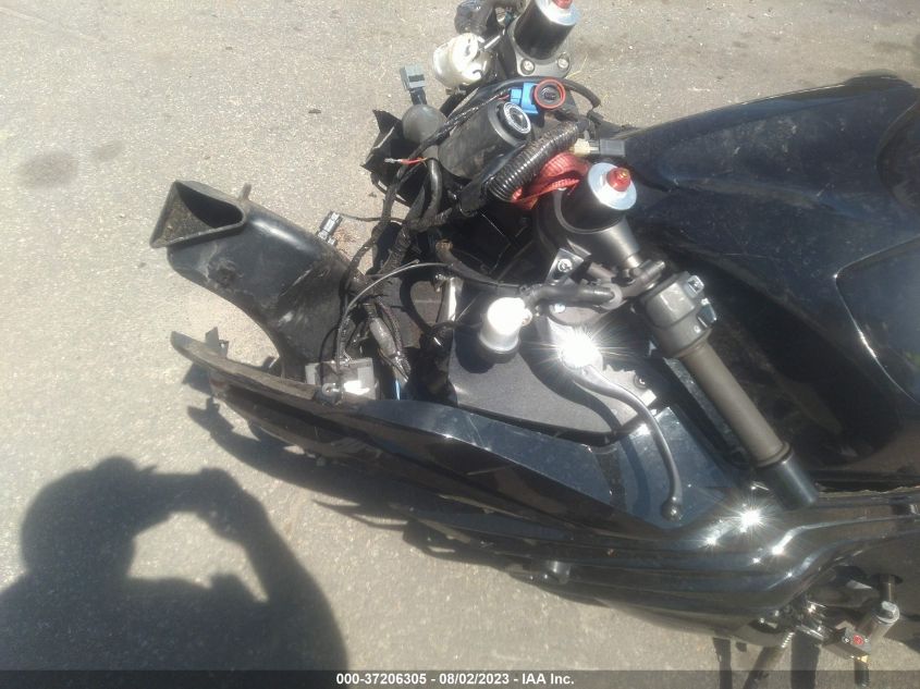 2012 KAWASAKI ZX1400 EC JKBZXNE14CA003800