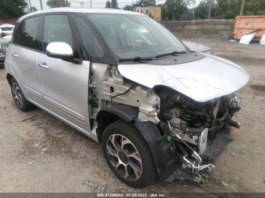 2014 FIAT 500L LOUNGE - ZFBCFACH2EZ015401