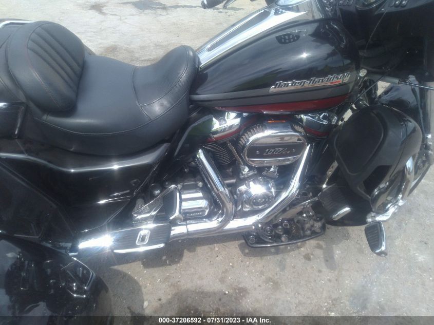 2020 HARLEY-DAVIDSON FLHTCUTGSE 1HD1TBH11LB952260