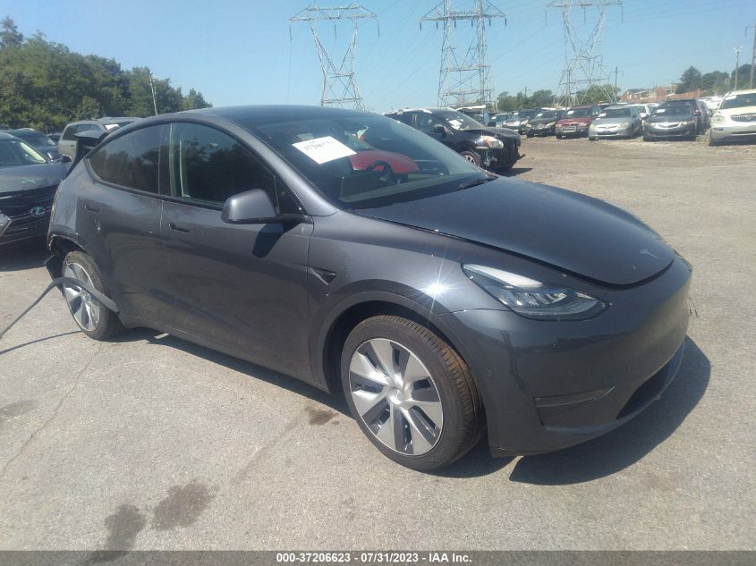 2021 TESLA MODEL Y LONG RANGE - 5YJYGDEE7MF086621