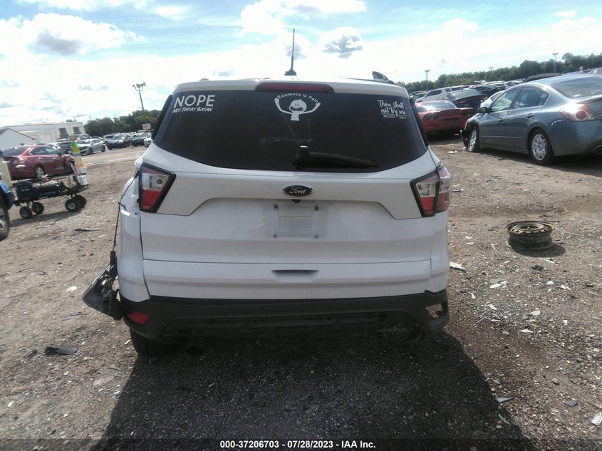 VIN 1FMCU0GD3JUC27571 2018 FORD ESCAPE SE