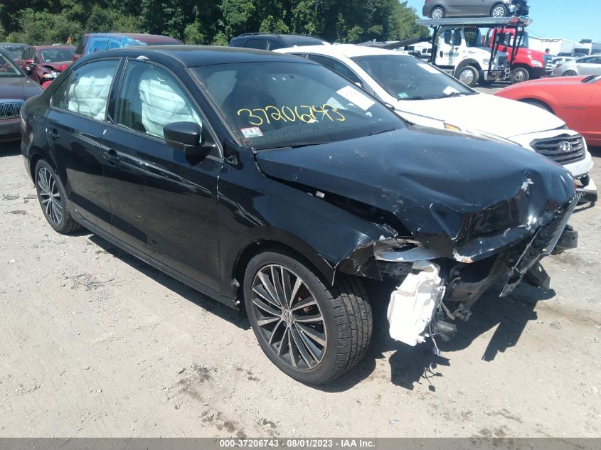 2016 VOLKSWAGEN JETTA SEDAN 1.8T SPORT - 3VWB17AJ3GM379666