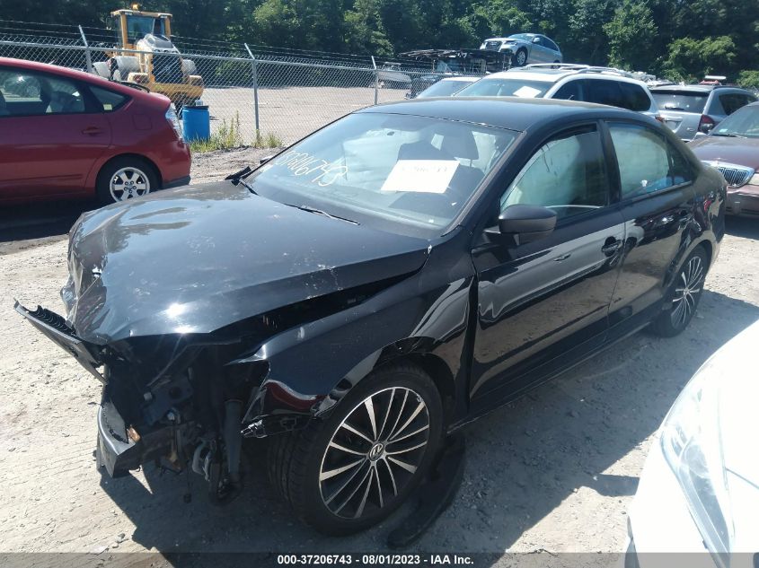 2016 VOLKSWAGEN JETTA SEDAN 1.8T SPORT - 3VWB17AJ3GM379666