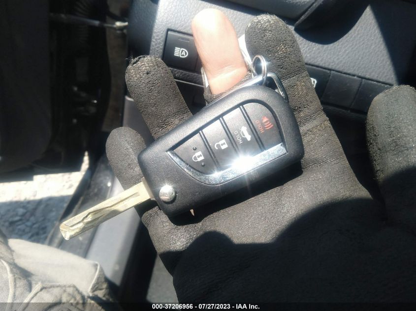 2018 TOYOTA CAMRY LE/SE/XLE/L - 4T1B11HK4JU116390