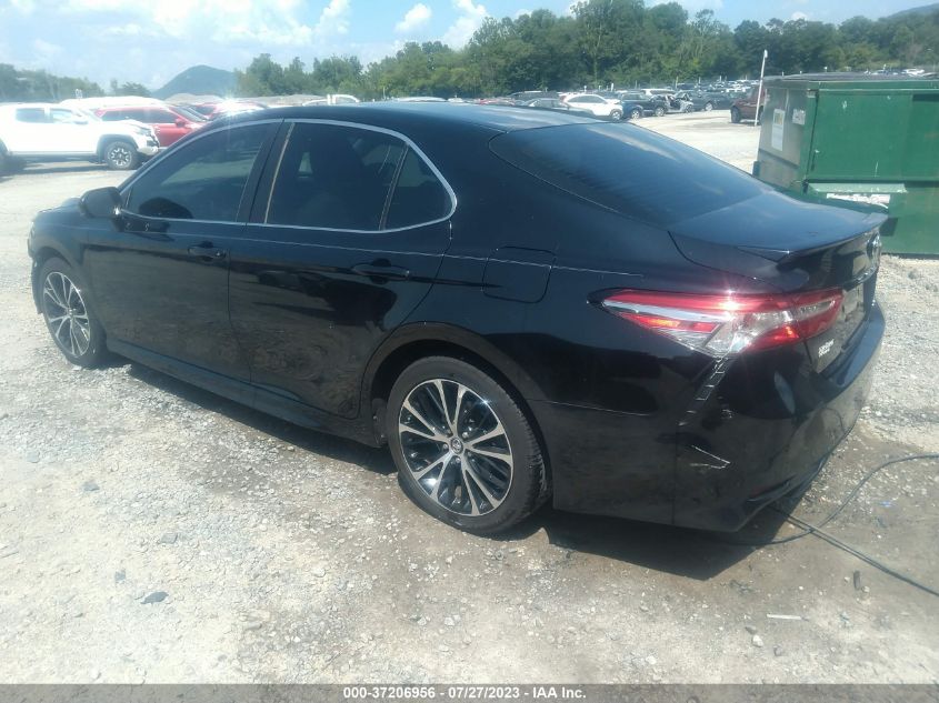 2018 TOYOTA CAMRY LE/SE/XLE/L - 4T1B11HK4JU116390