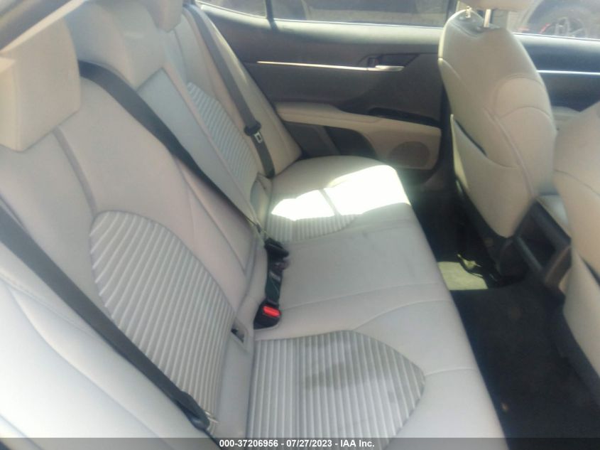 2018 TOYOTA CAMRY LE/SE/XLE/L - 4T1B11HK4JU116390