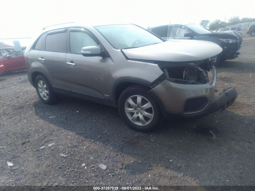 2013 KIA SORENTO LX - 5XYKTDA24DG319506