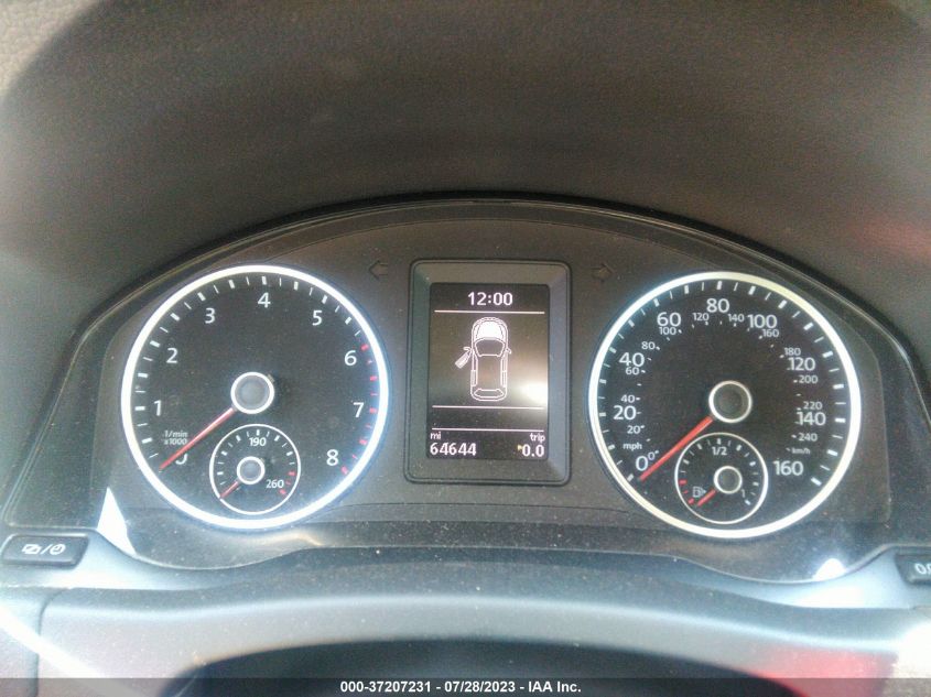 2018 VOLKSWAGEN TIGUAN LIMITED WVGAV7AX5JK000104
