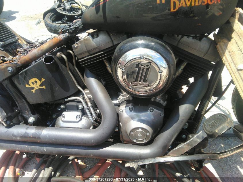 2009 HARLEY-DAVIDSON FLSTSB - 1HD1JM5169Y055348