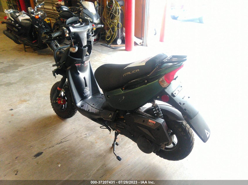 VIN LL0TCKPD1NYS15202 2022 YNGF 49CC SCOOTER