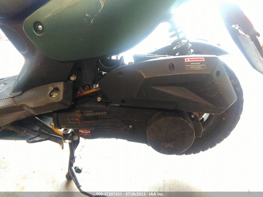 VIN LL0TCKPD1NYS15202 2022 YNGF 49CC SCOOTER