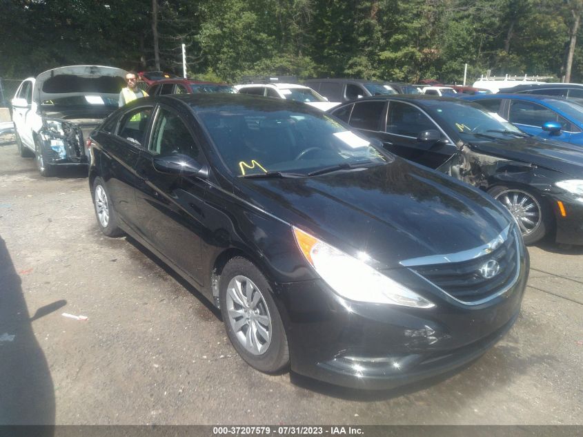 2013 HYUNDAI SONATA GLS PZEV - 5NPEB4AC9DH573276