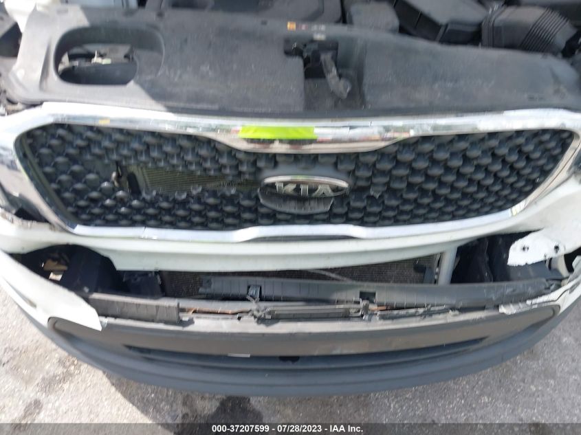 2016 KIA SORENTO LX/L - 5XYPG4A33GG113519
