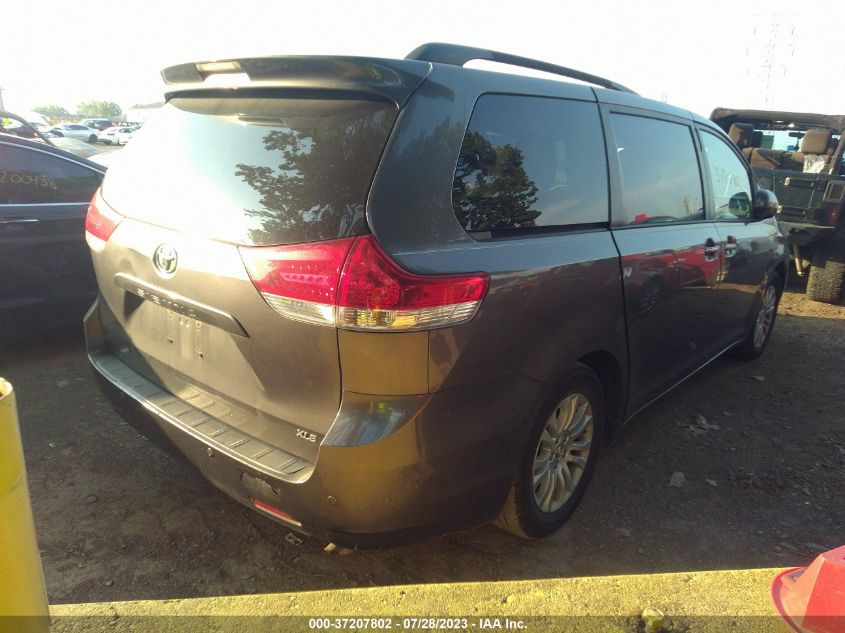 2013 TOYOTA SIENNA XLE/LIMITED - 5TDYK3DC9DS345243