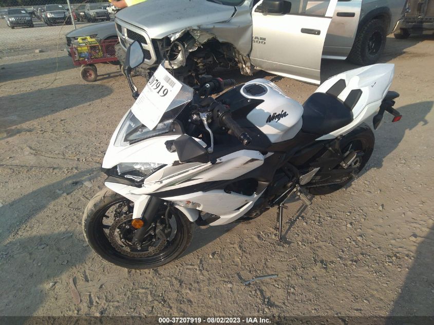 2017 KAWASAKI EX650 J - JKAEXEJ14HDA01420