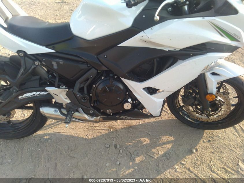 2017 KAWASAKI EX650 J - JKAEXEJ14HDA01420