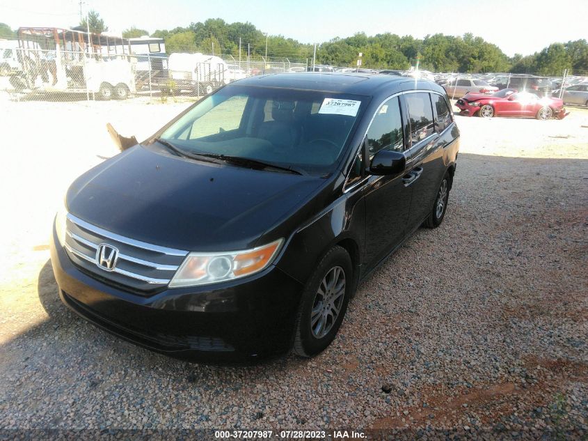 VIN 5FNRL5H67DB031404 2013 HONDA ODYSSEY no.2