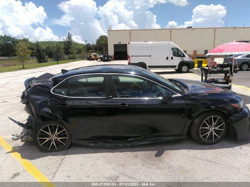 2021 TOYOTA CAMRY SE - 4T1G11AK2MU569119