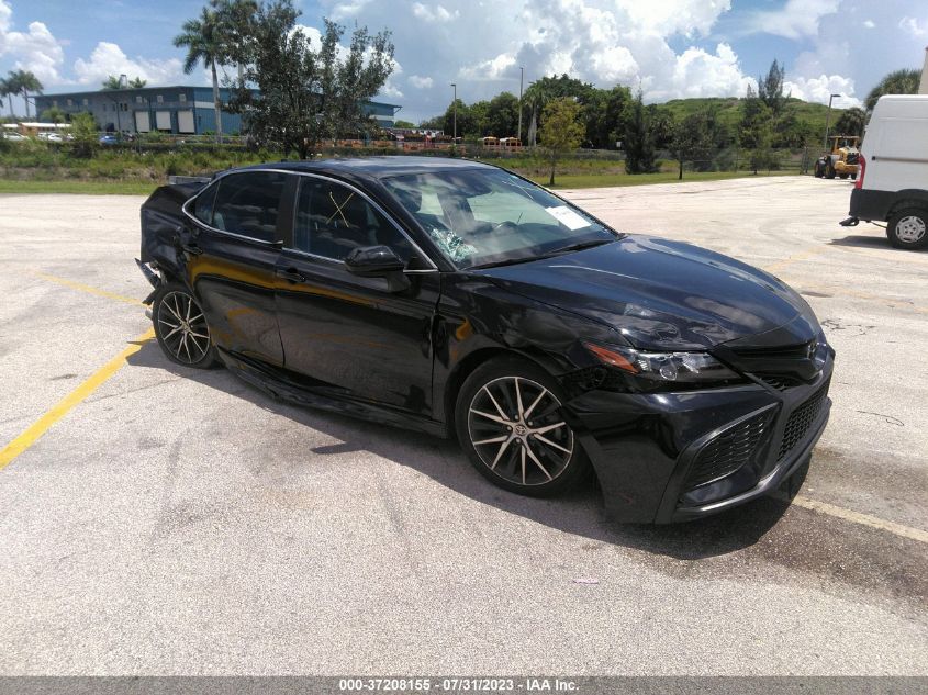 2021 TOYOTA CAMRY SE - 4T1G11AK2MU569119