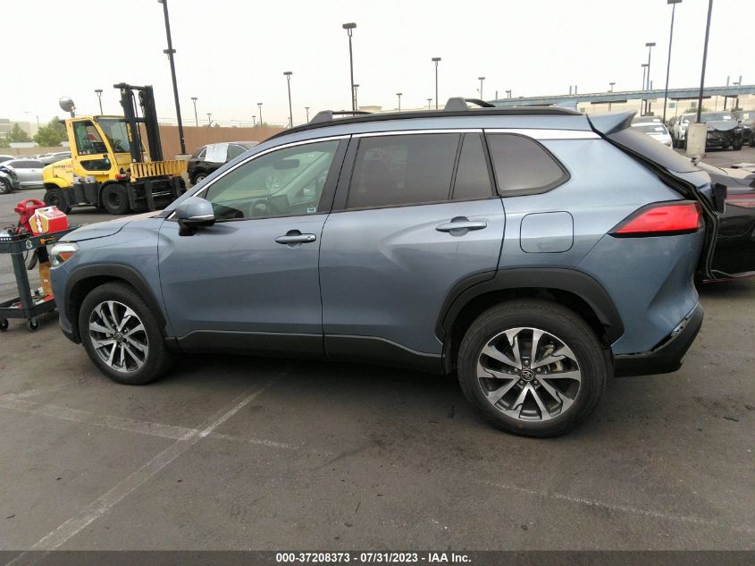 2022 TOYOTA COROLLA CROSS XLE - 7MUDAABG7NV012395