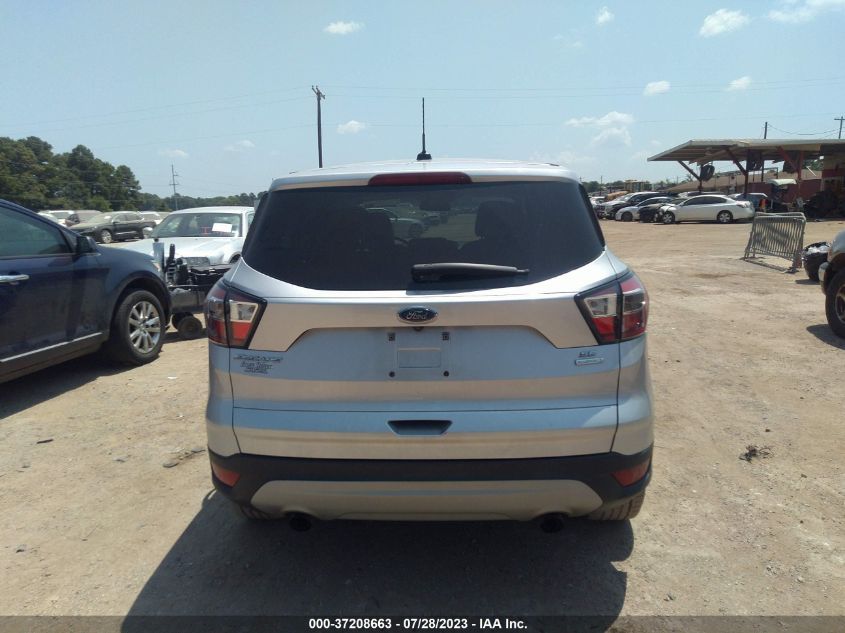 2017 FORD ESCAPE SE - 1FMCU0GDXHUB79061