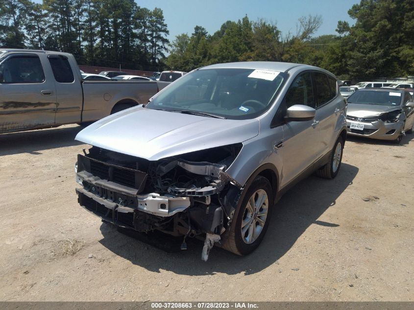 2017 FORD ESCAPE SE - 1FMCU0GDXHUB79061