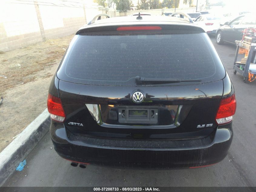 2014 VOLKSWAGEN JETTA SPORTWAGEN SE - 3VWPP7AJ4EM623388