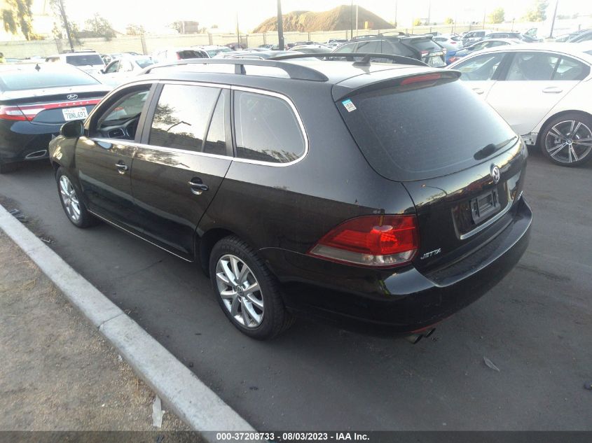2014 VOLKSWAGEN JETTA SPORTWAGEN SE - 3VWPP7AJ4EM623388