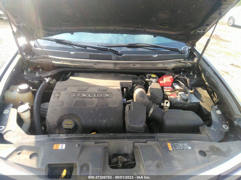 2018 LINCOLN MKT - 2LMHJ5NK7JBL02649