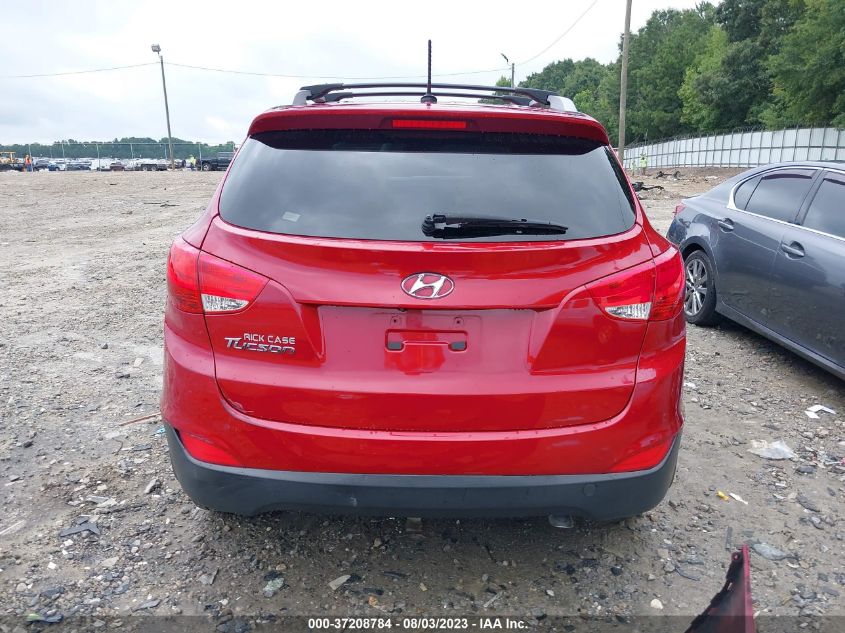 2015 HYUNDAI TUCSON SE - KM8JU3AGXFU009999