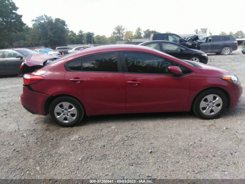 2016 KIA FORTE LX - KNAFK4A63G5513719
