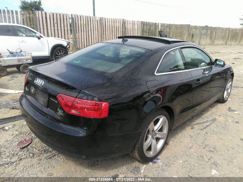 2013 AUDI A5 PREMIUM - WAUGFAFR2DA012804