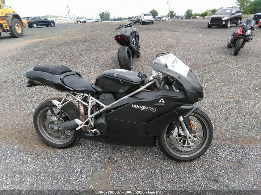 2005 DUCATI 749 BIPOSTO ZDM1UB3S25B009137