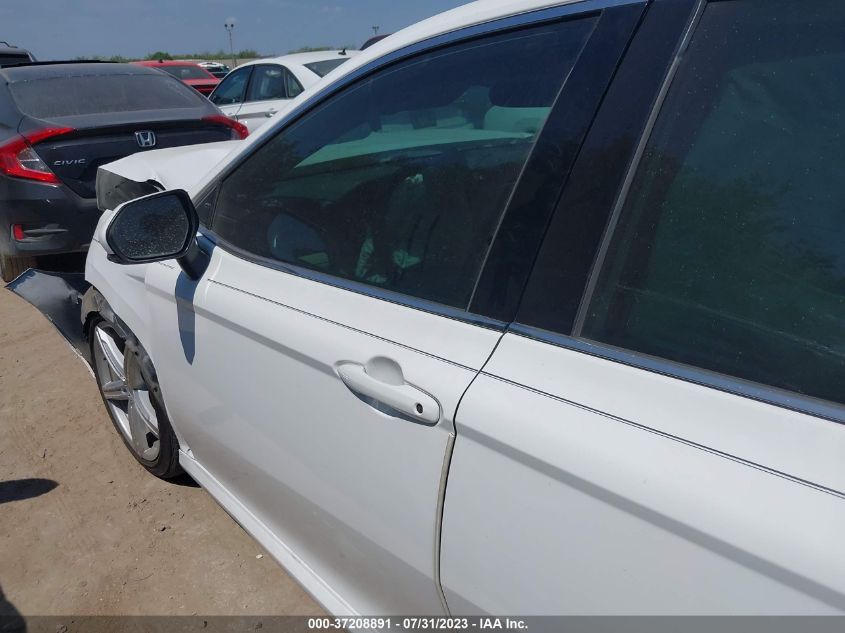 2019 TOYOTA CAMRY LE/SE/XLE/L - 4T1B11HK8KU210757