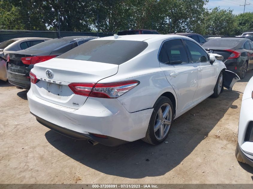 2019 TOYOTA CAMRY LE/SE/XLE/L - 4T1B11HK8KU210757