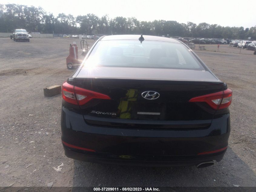 2016 HYUNDAI SONATA 2.4L SE - 5NPE24AF2GH304373