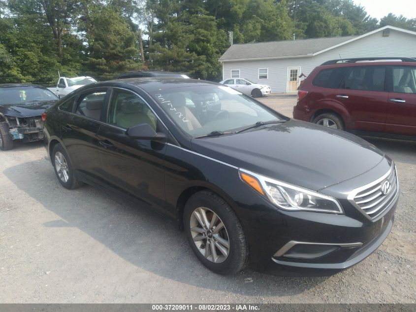 2016 HYUNDAI SONATA 2.4L SE - 5NPE24AF2GH304373