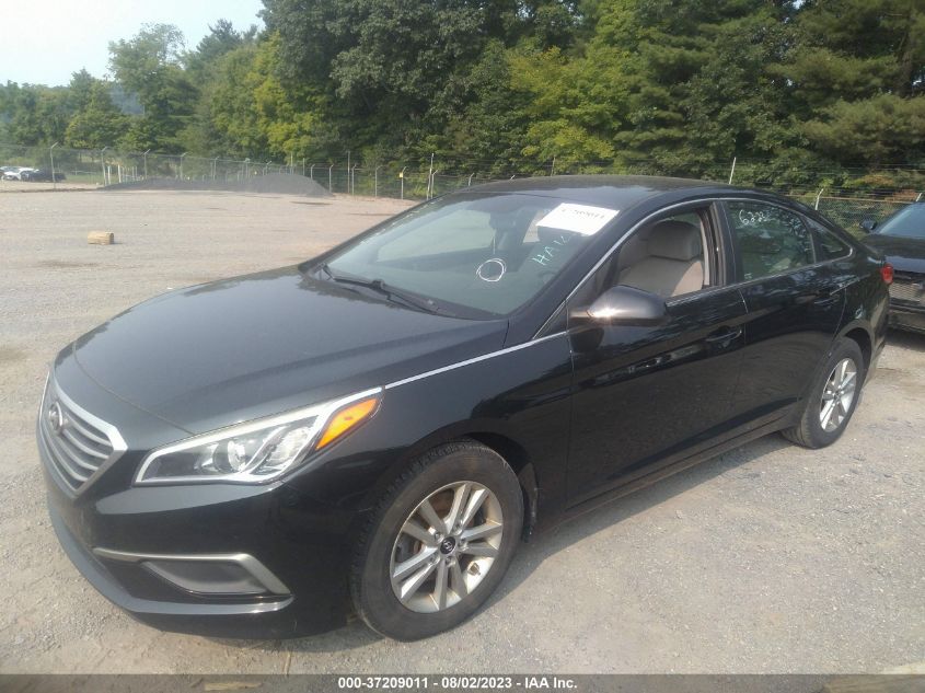 2016 HYUNDAI SONATA 2.4L SE - 5NPE24AF2GH304373