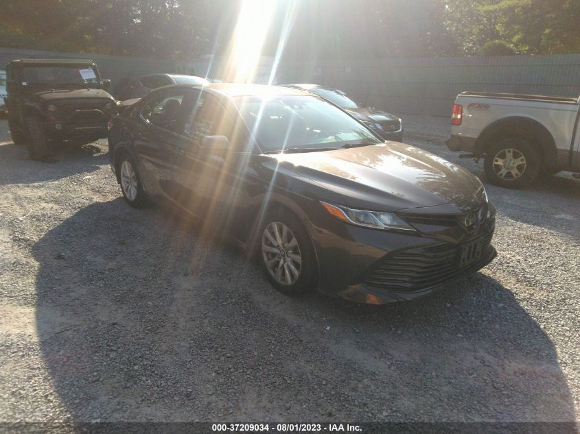 2018 TOYOTA CAMRY LE/SE/XLE/L - 4T1B11HK0JU039467