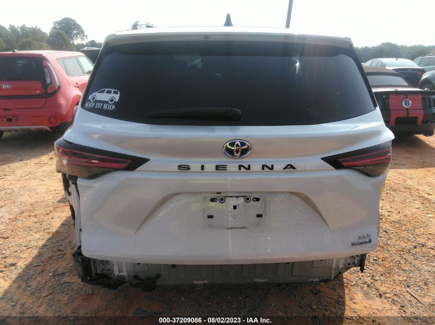 2022 TOYOTA SIENNA XLE - 5TDYRKEC8NS102027