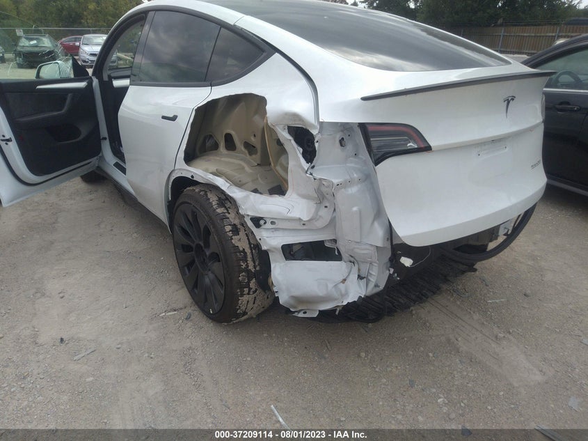 VIN 7SAYGDEFXPF705258 2023 TESLA MODEL Y