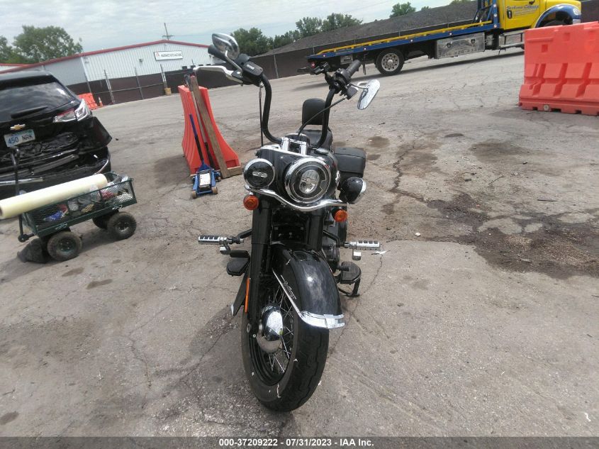 2019 HARLEY-DAVIDSON FLHCS 1HD1YBK24KB046430